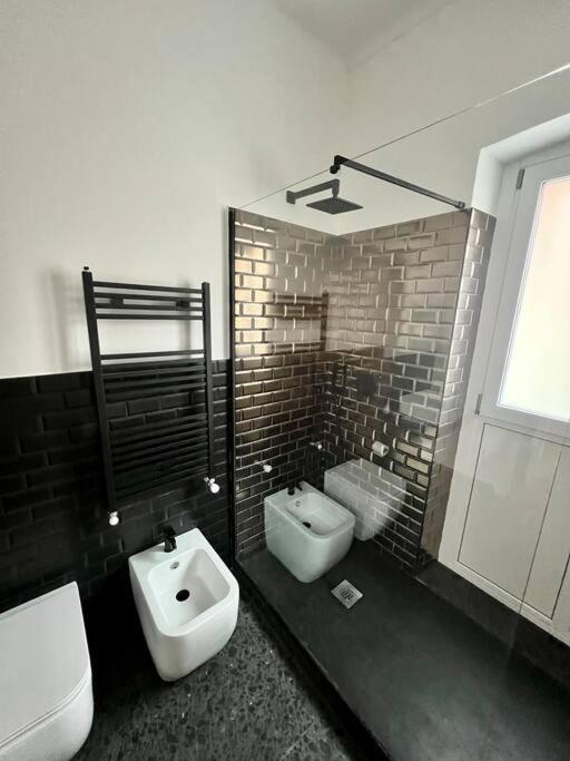 Casa Sassari - Vicino Porta Susa F.S. 都灵 外观 照片