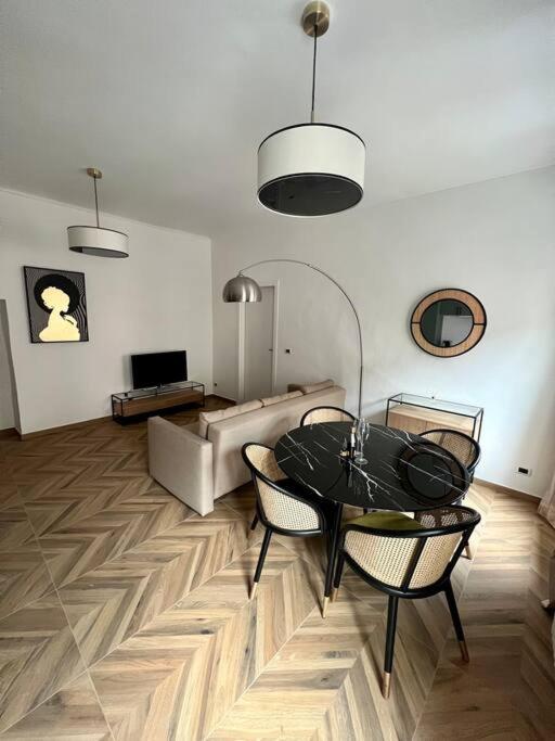 Casa Sassari - Vicino Porta Susa F.S. 都灵 外观 照片